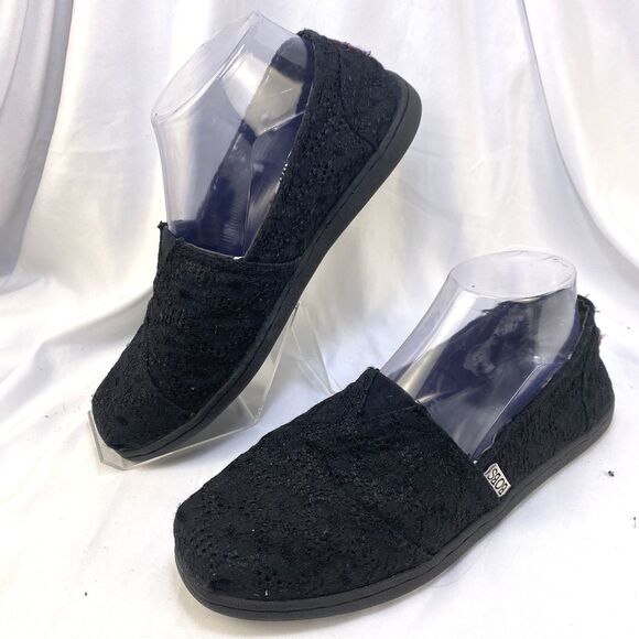 Bobs Skechers Women's 8.5 Slip On Loafer Dual-Density Black Floral Embroidered - Picture 1 of 13